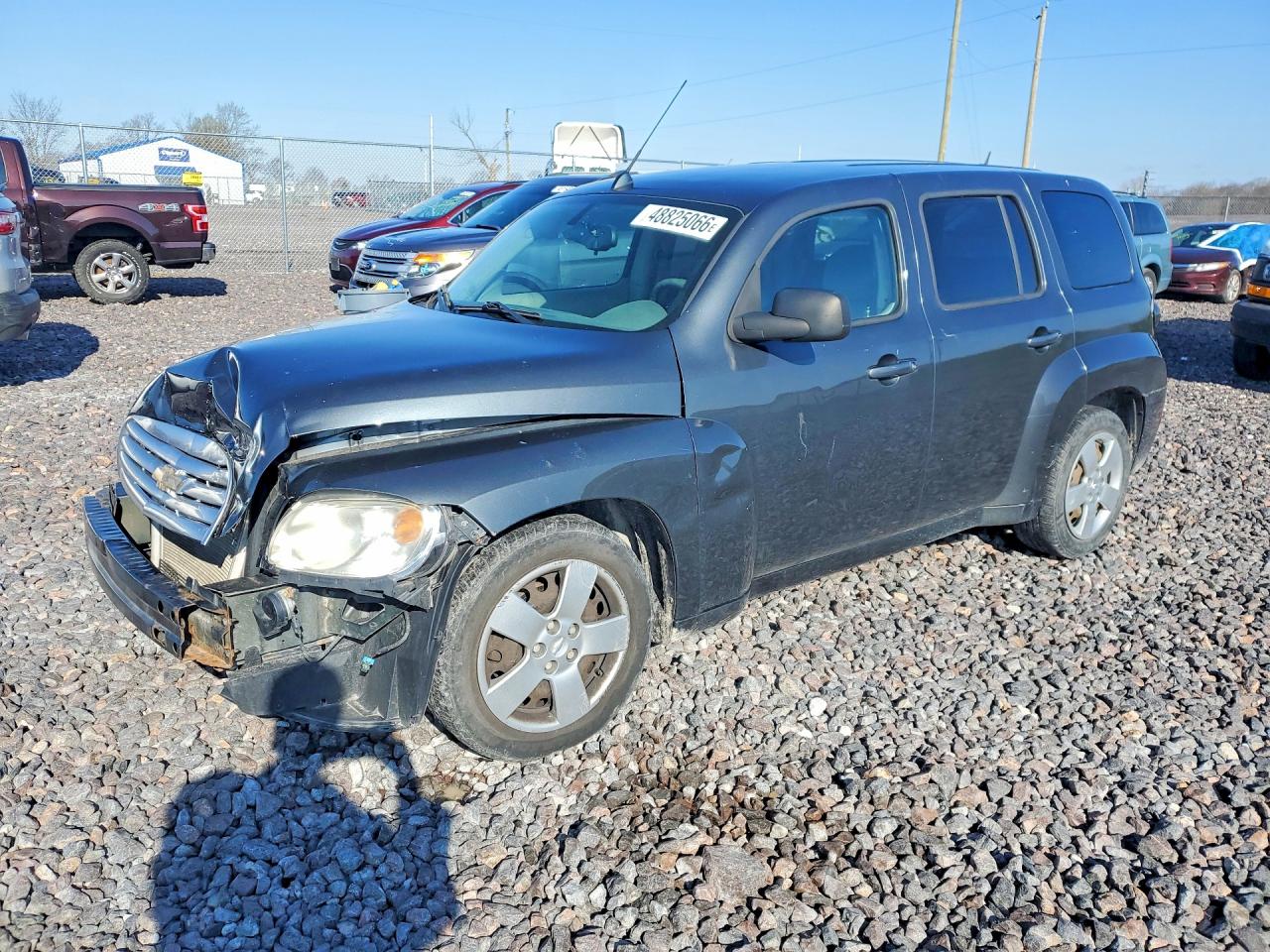 Salvage Chevrolet HHR Image