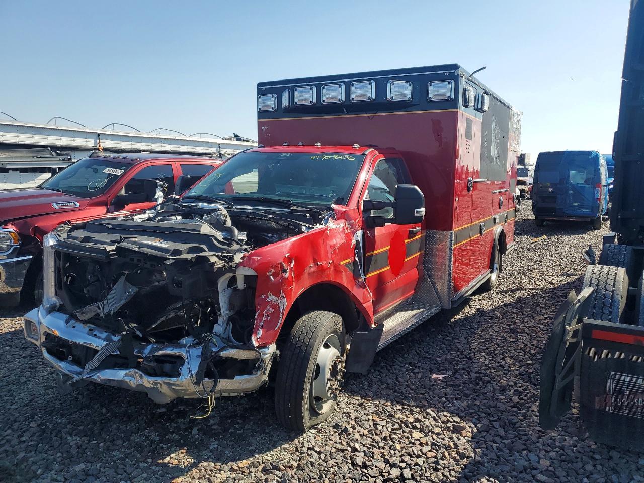Salvage Ford F-550 Image