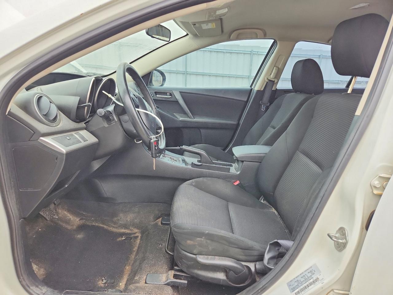 Mazda 3 I