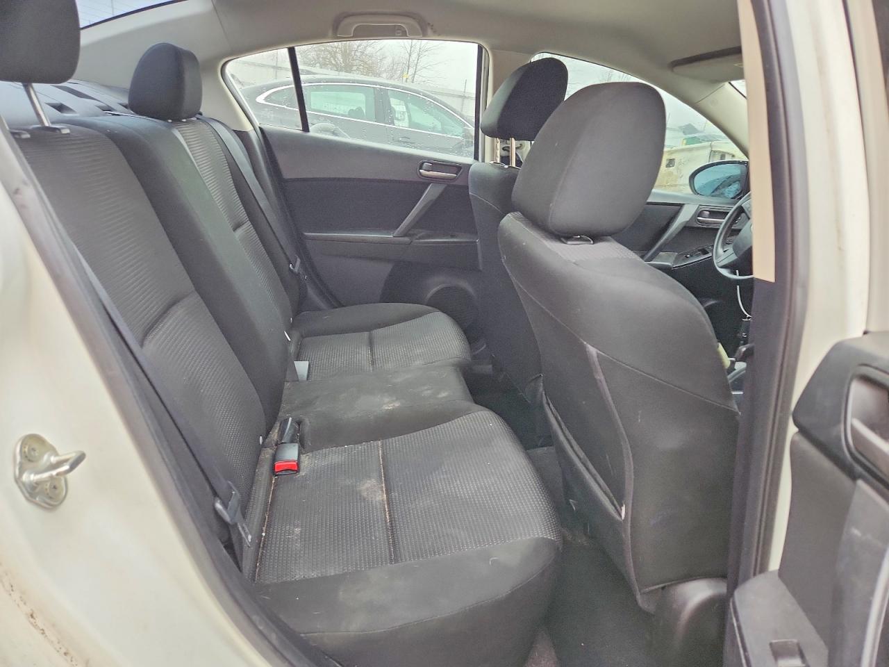 Mazda 3 I