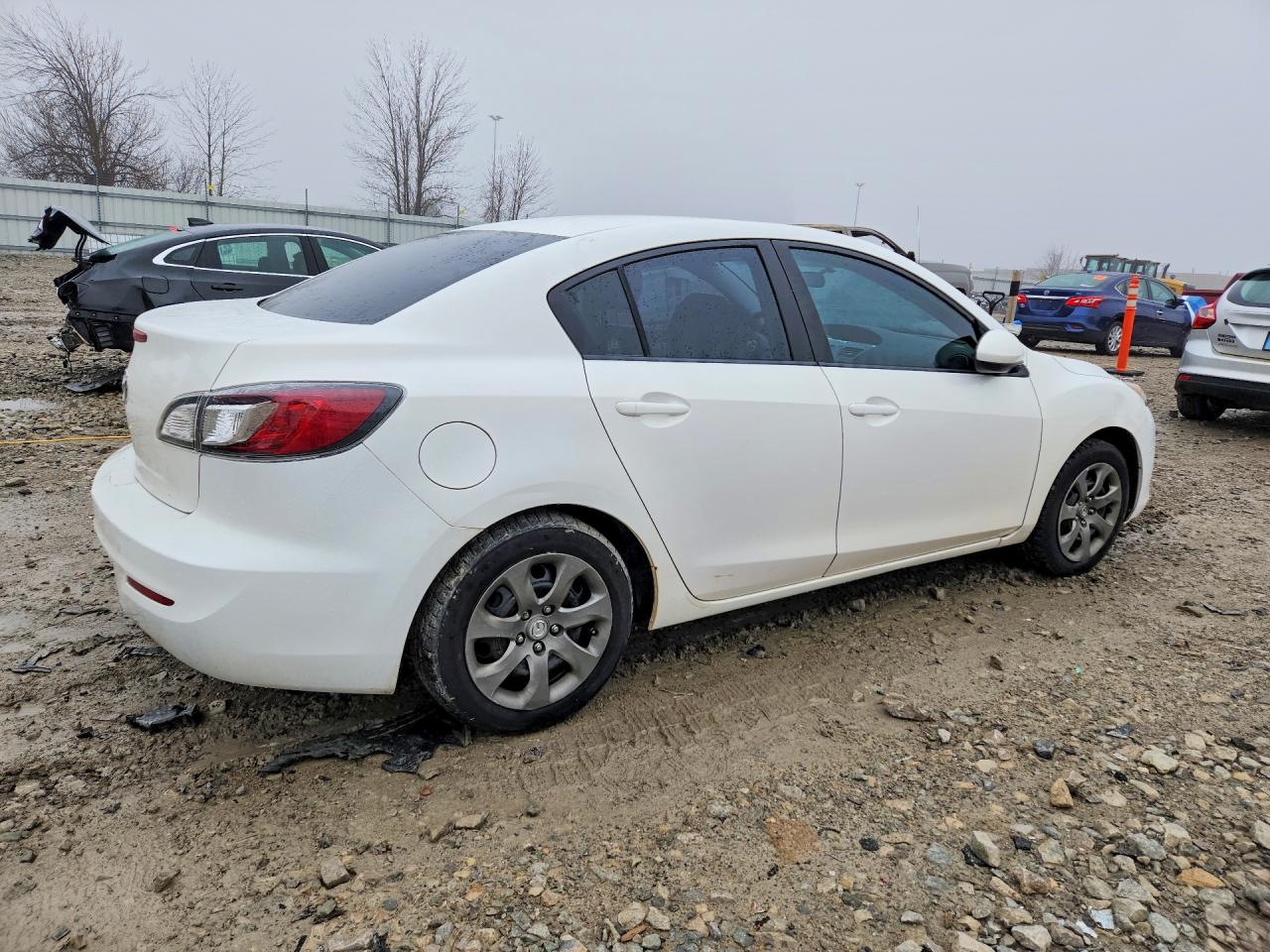 Mazda 3 I