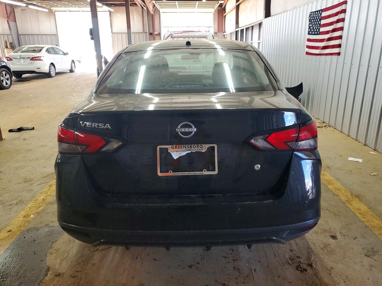 Nissan Versa S