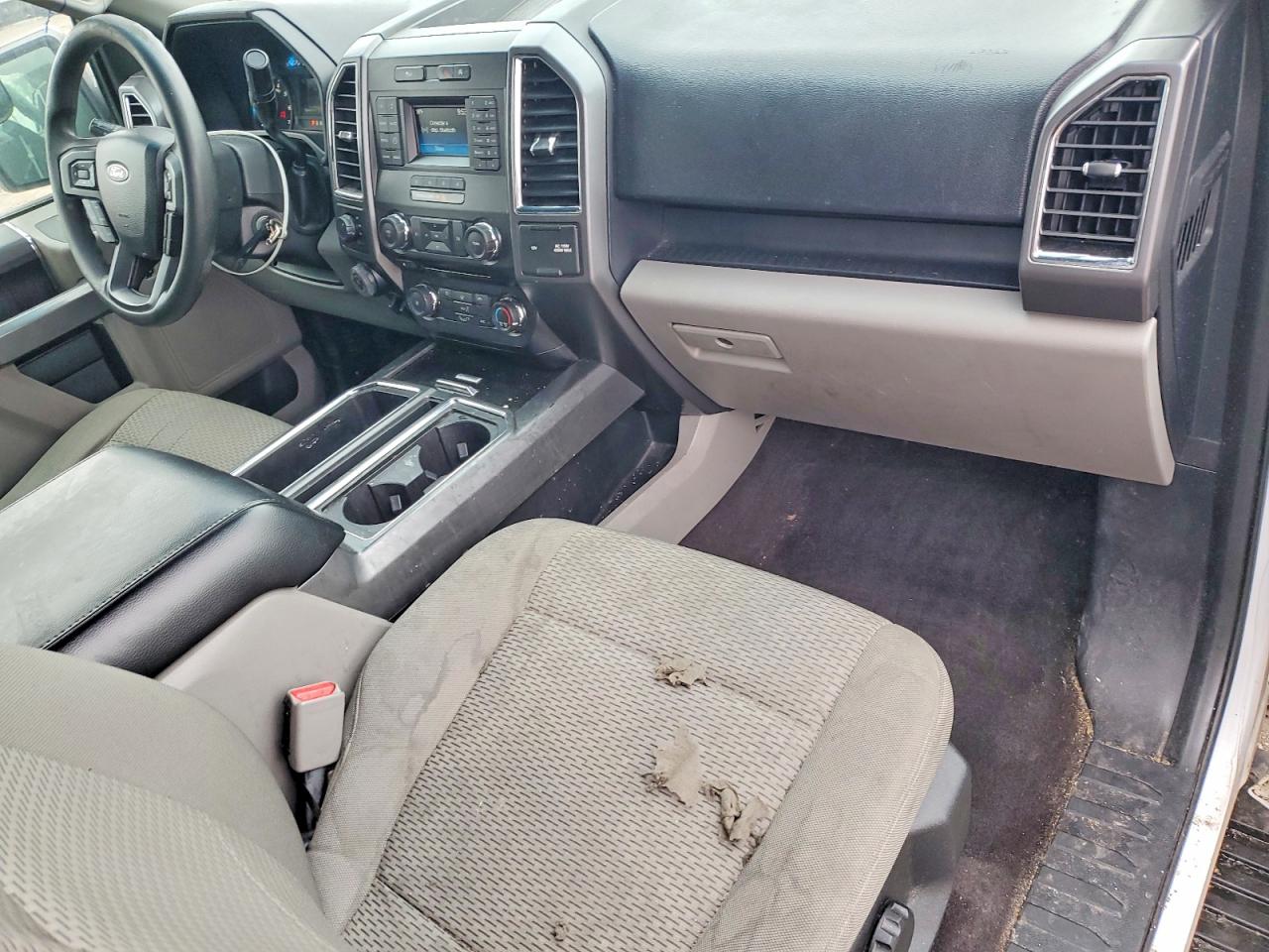 Ford F-150 Super Cab