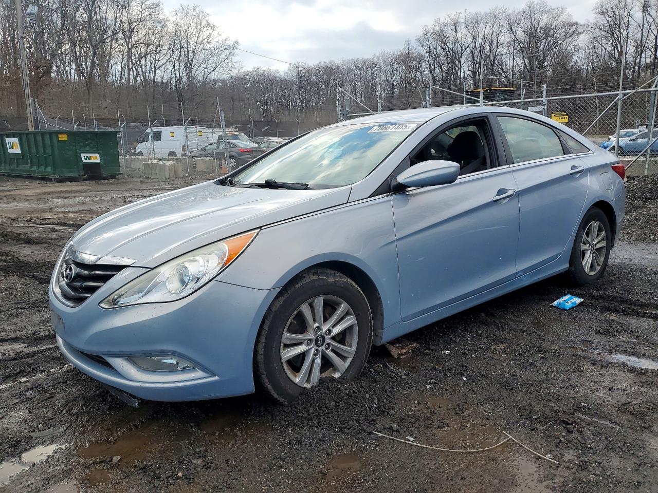 Salvage Hyundai SONATA Image