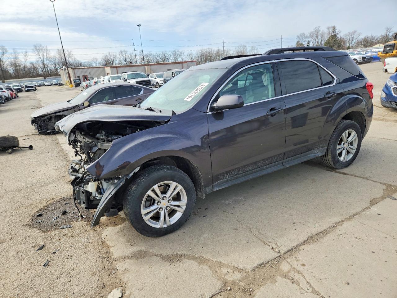 Salvage Chevrolet Equinox Image