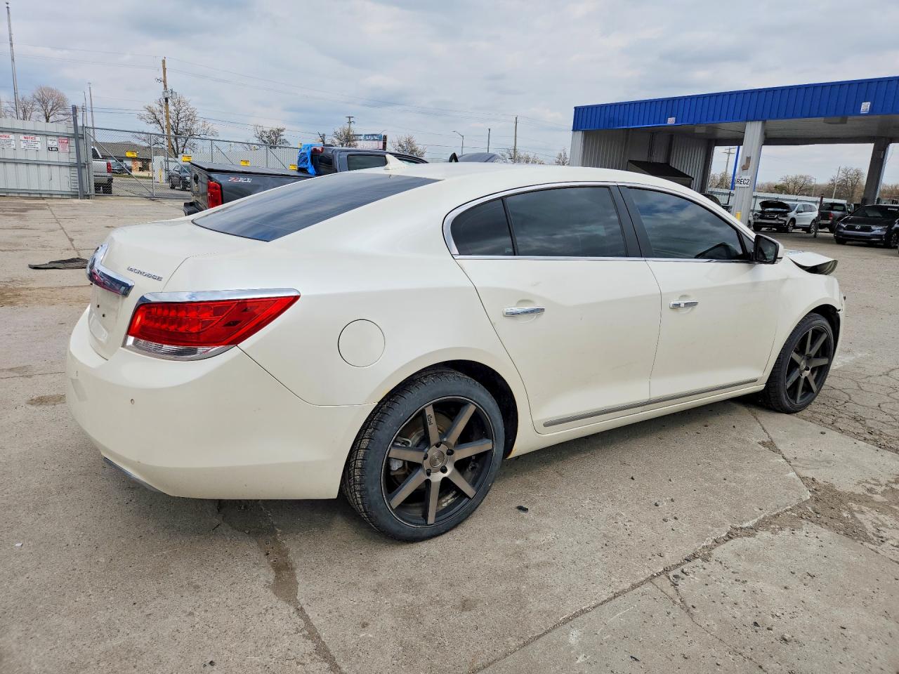 Buick LaCrosse Touring