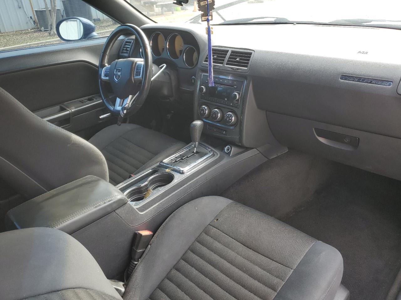Dodge Challenger Sxt