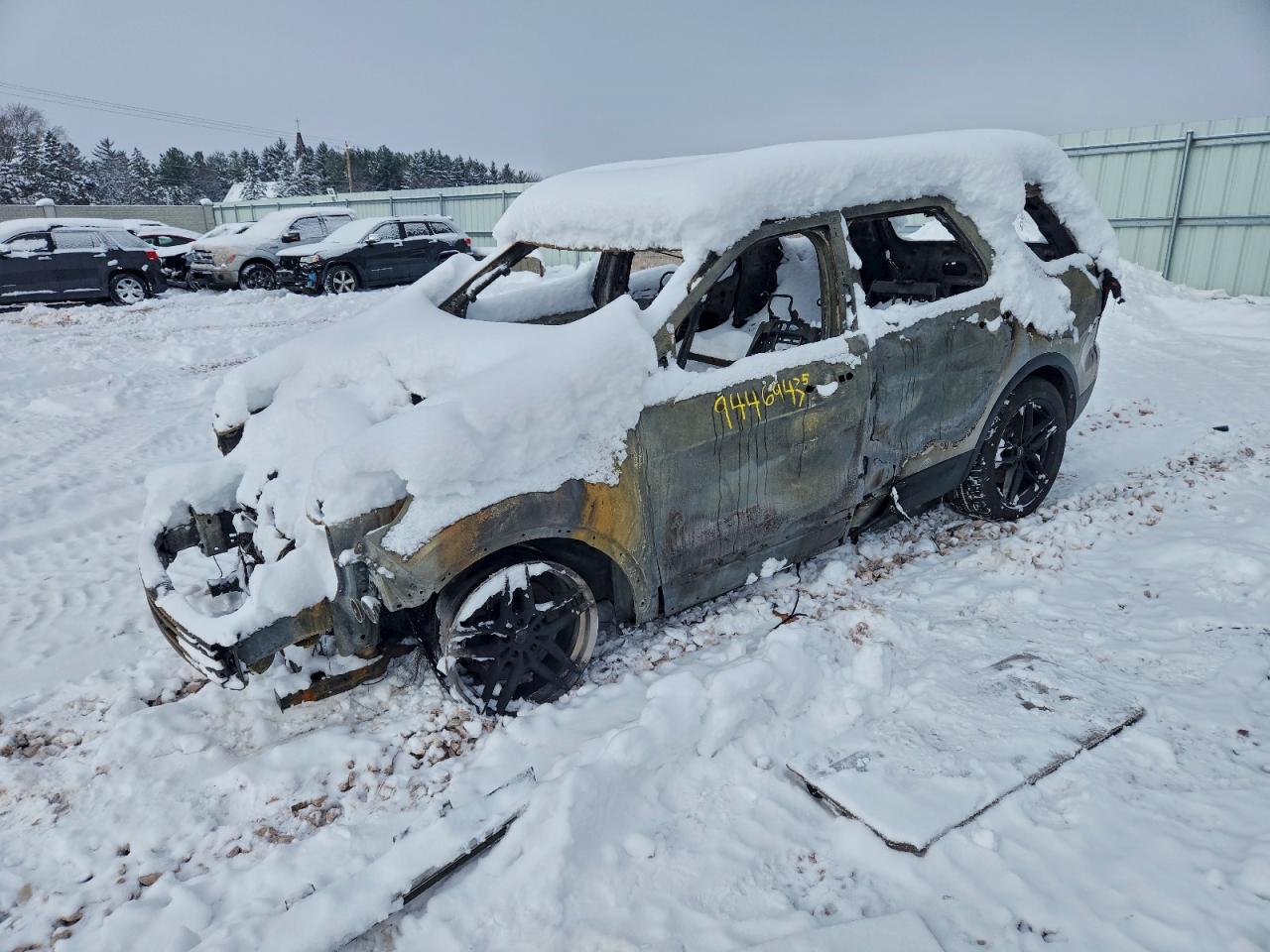 Salvage Ford Explorer Image