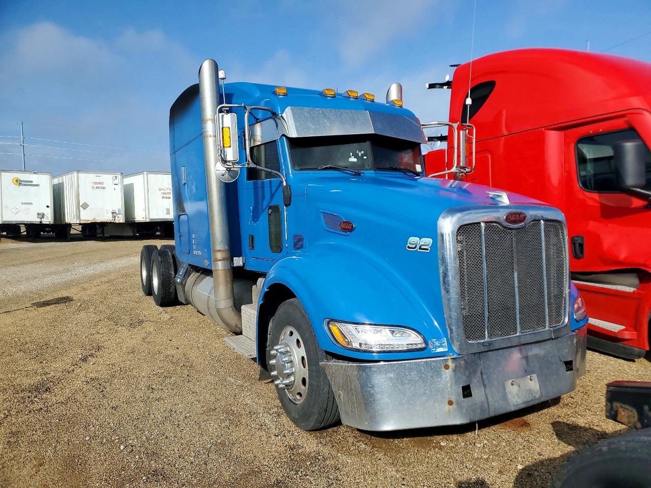 Salvage Peterbilt 386 Image