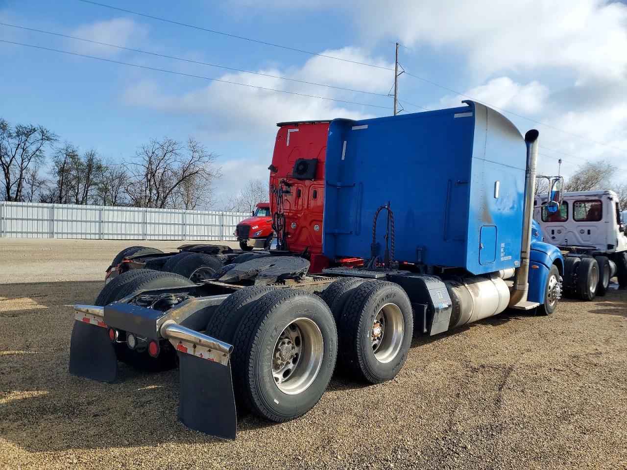 Peterbilt 386