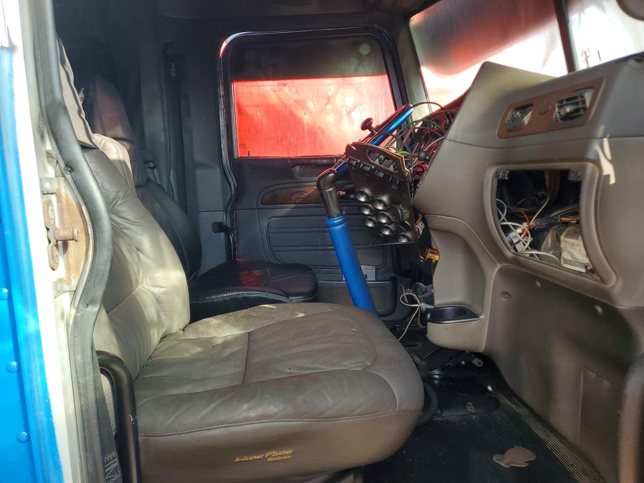 Peterbilt 386