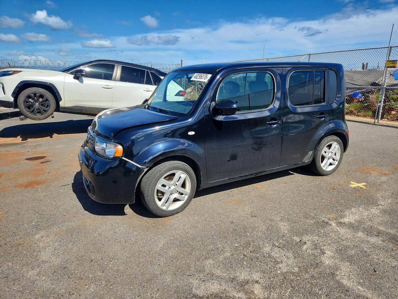 Salvage Nissan cube Image