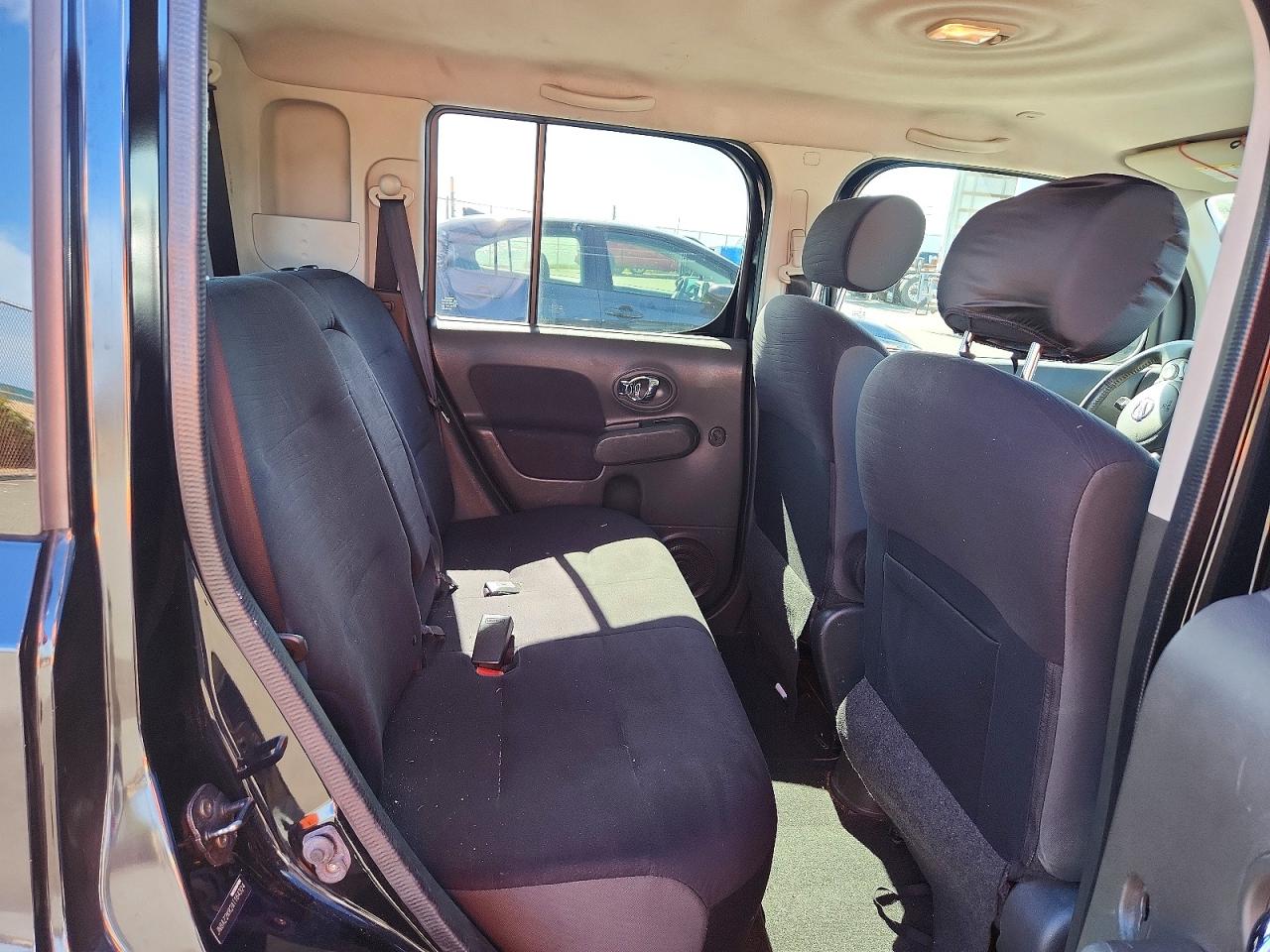 Nissan cube 1.8