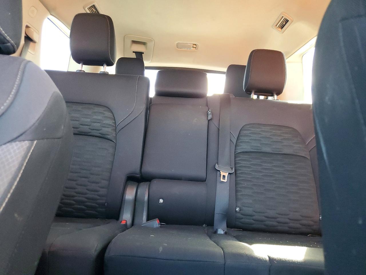 Nissan Pathfinder S