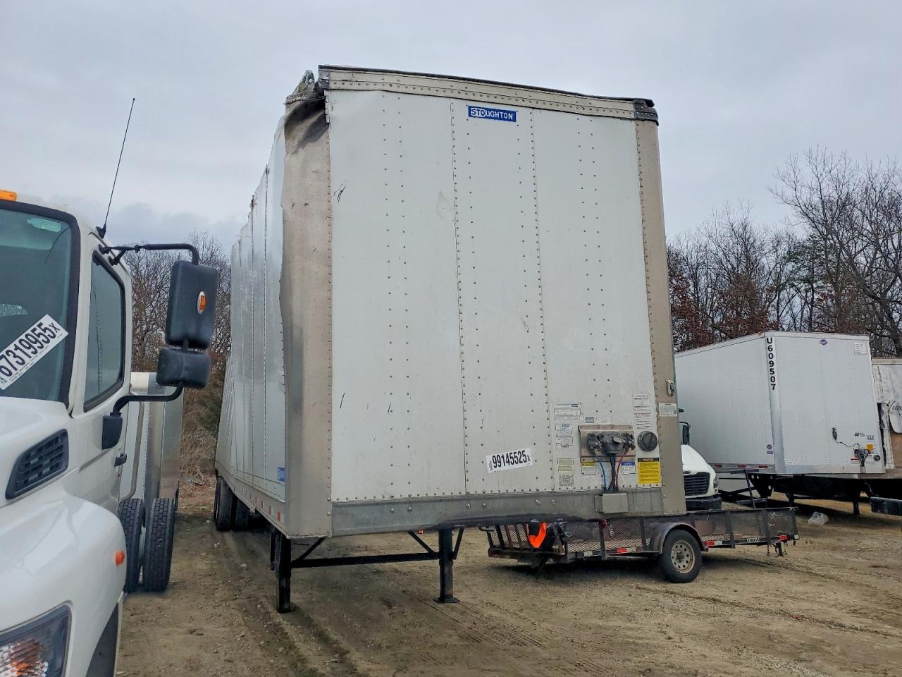 Salvage Stoughton Trailers I Image