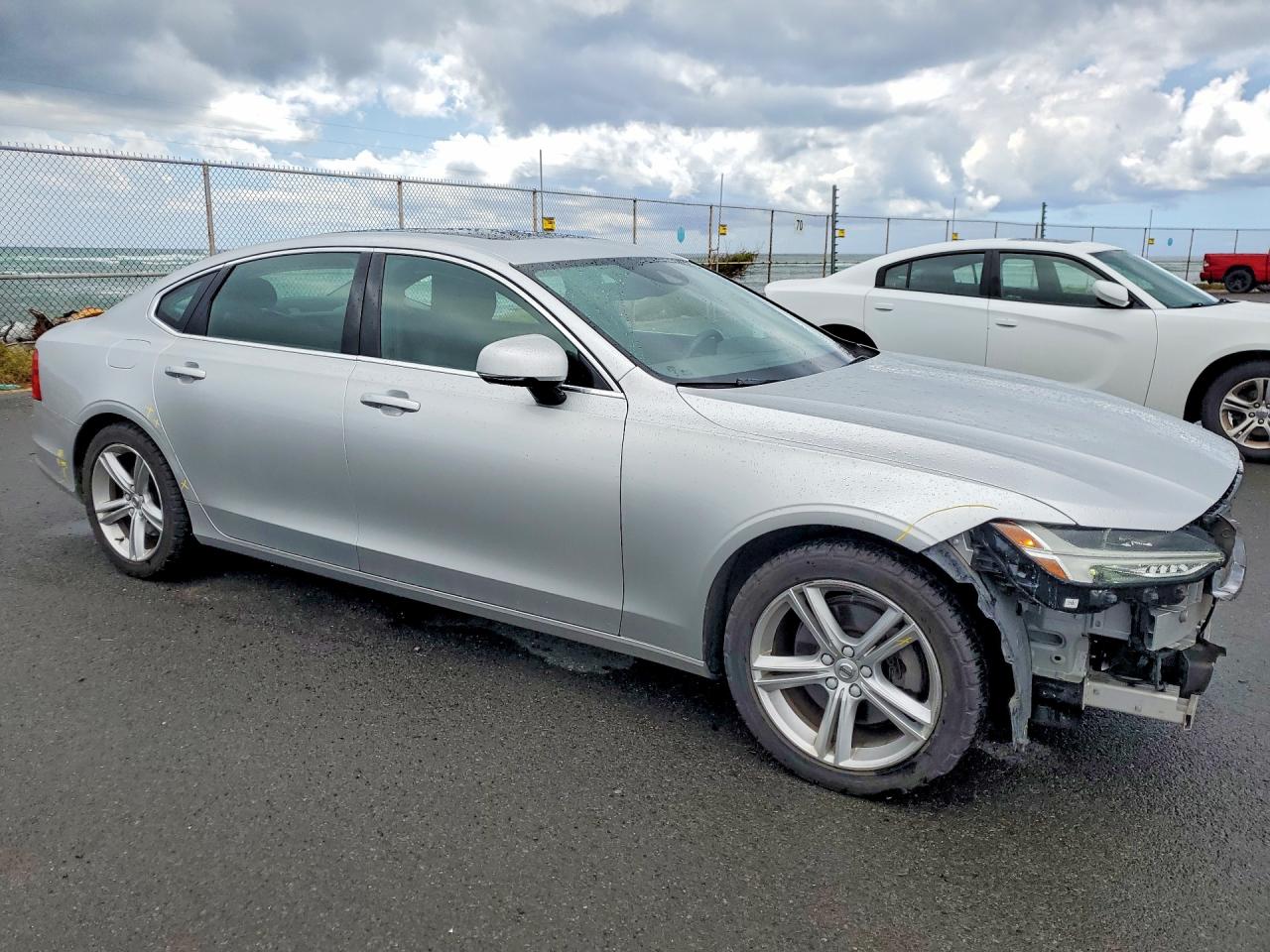 Volvo S90 T5 Momentum
