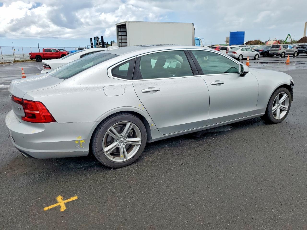 Volvo S90 T5 Momentum