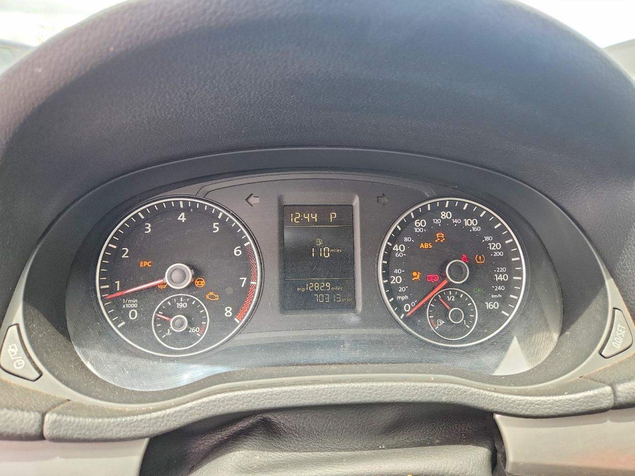 Volkswagen Passat S