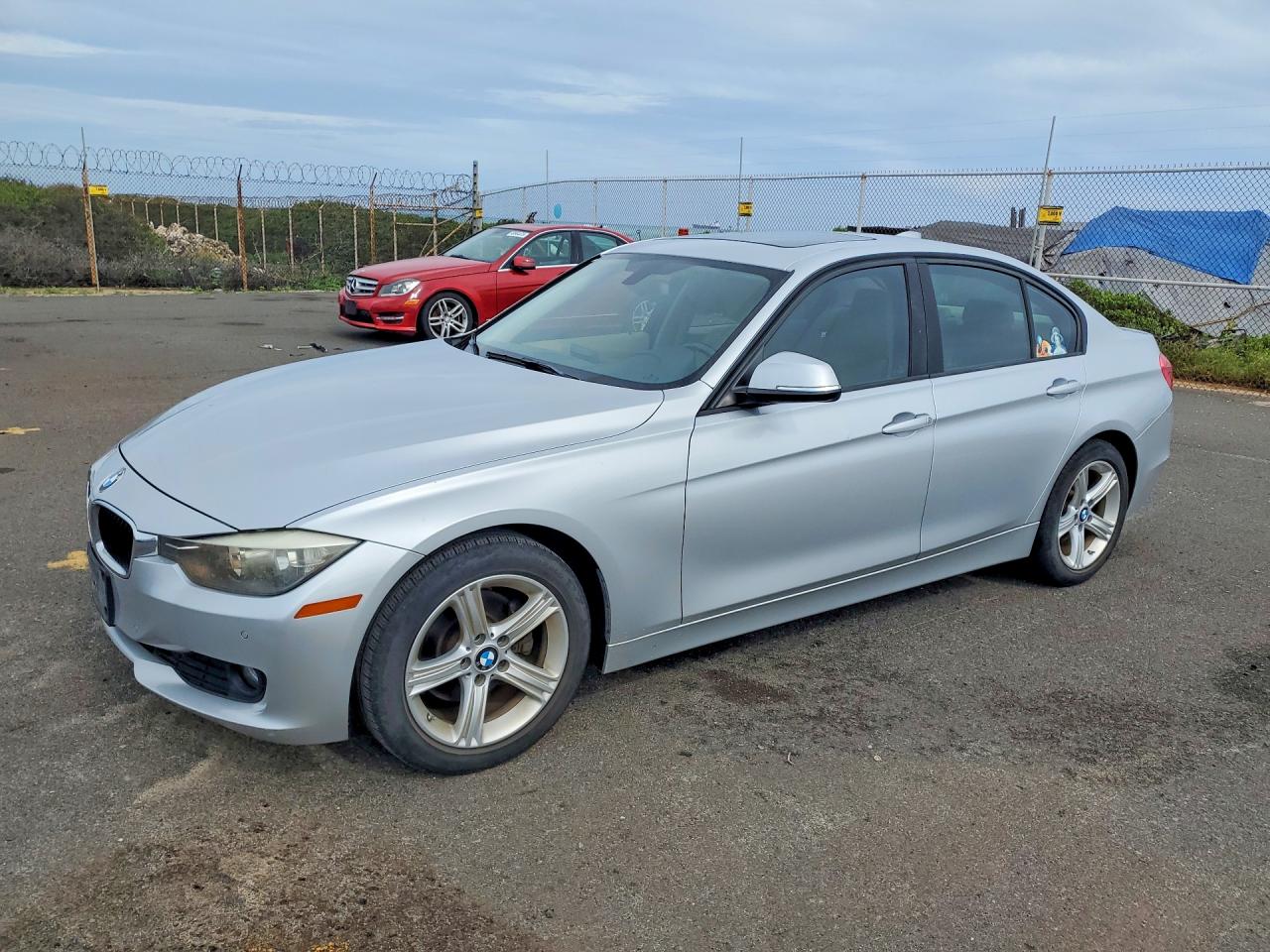 Salvage BMW 3 Series Image