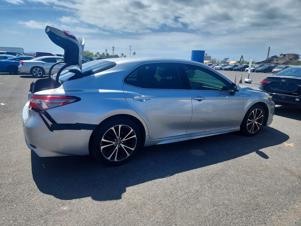 Toyota Camry L