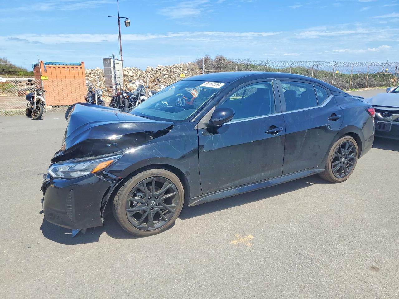 Salvage Nissan Sentra Image