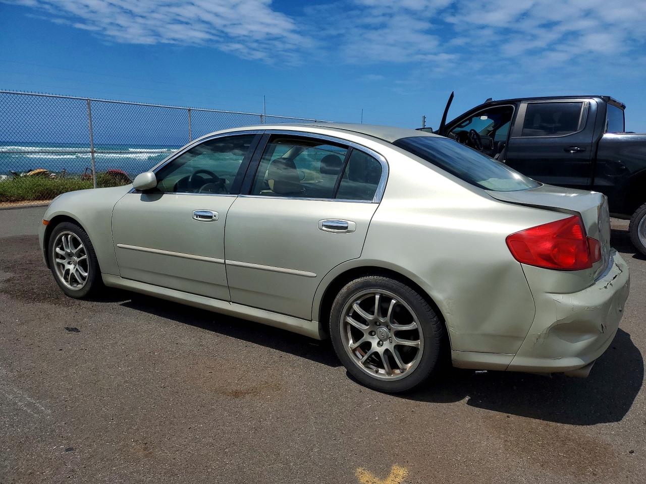 INFINITI G35 Base Base