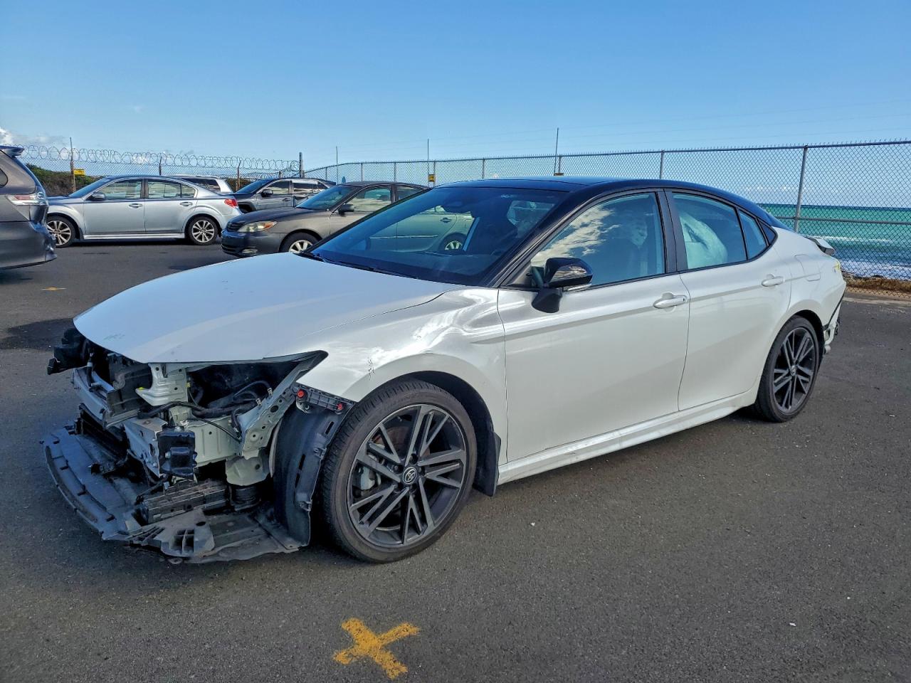Salvage Toyota Camry Image