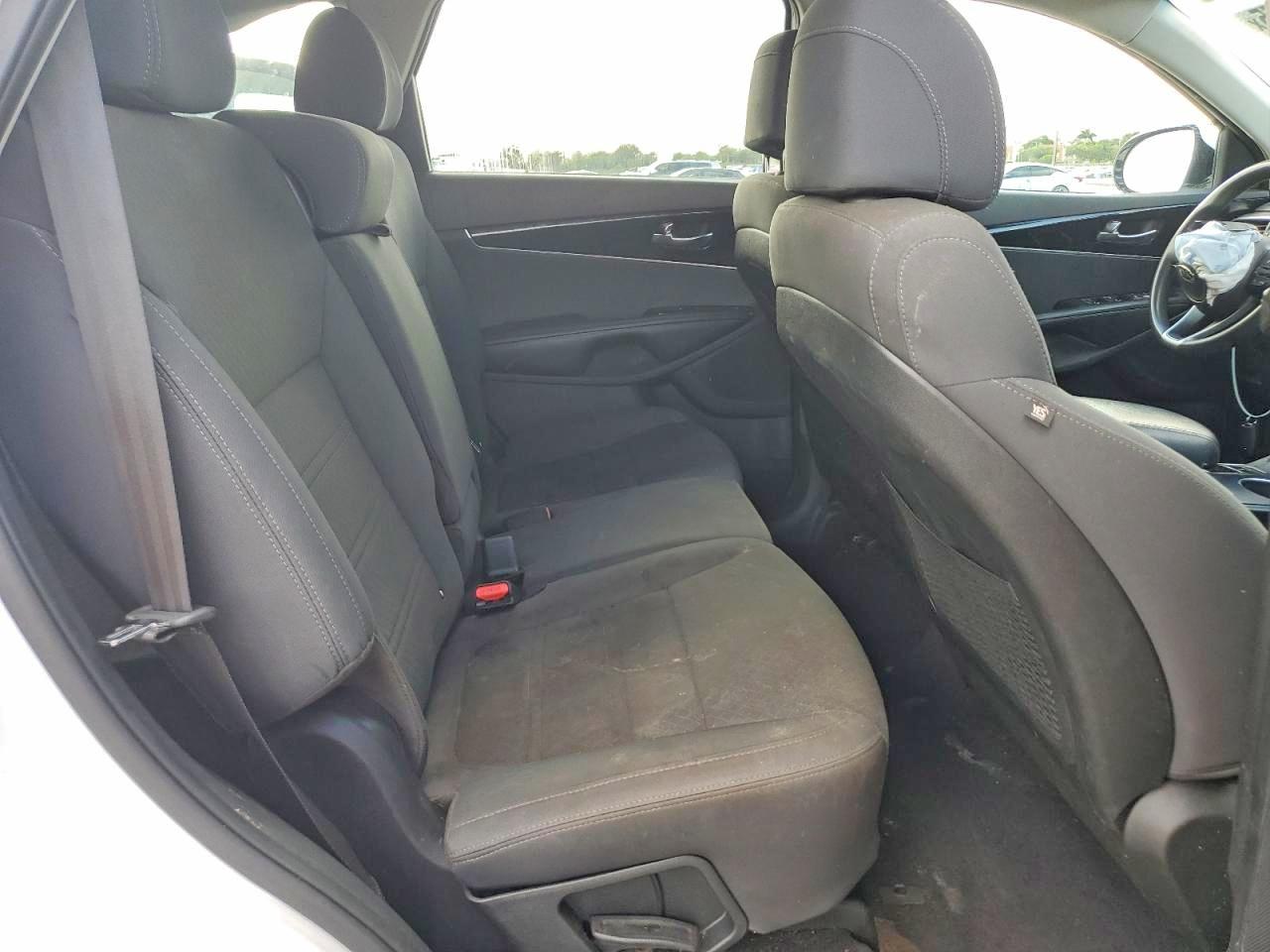 Kia Sorento Lx