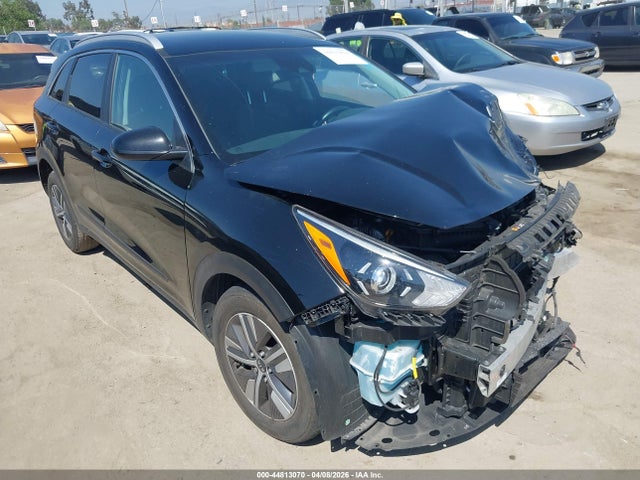 Salvage Kia Niro Image
