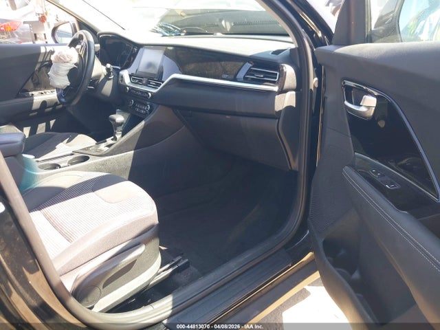 Kia Niro Lxs