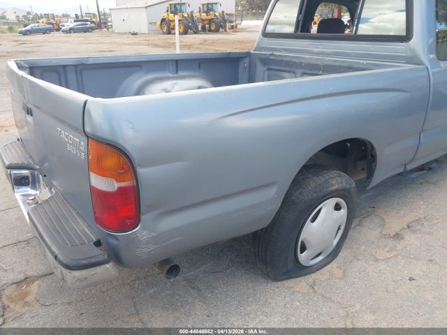 Toyota Tacoma Base V6
