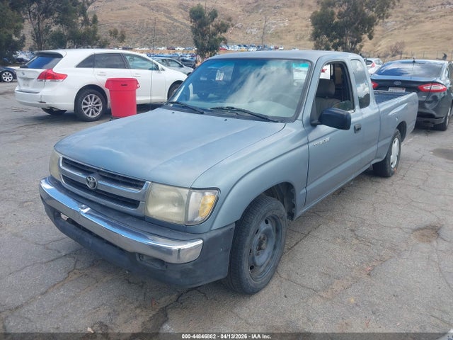 Toyota Tacoma Base V6