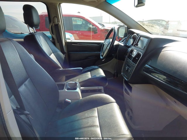 Chrysler Town & Country Touring