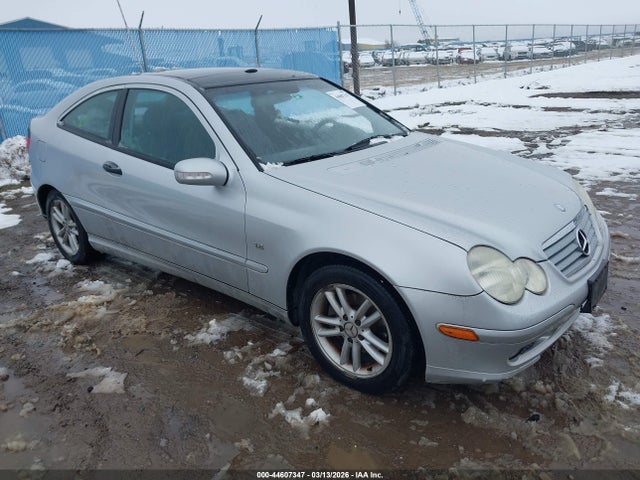 Salvage Mercedes-Benz C-Class Image