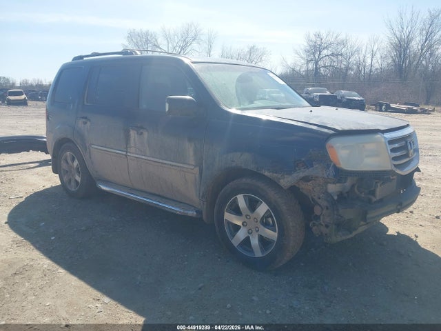 Salvage Honda Pilot Image