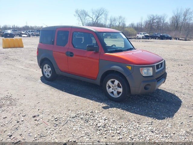 Salvage Honda Element Image