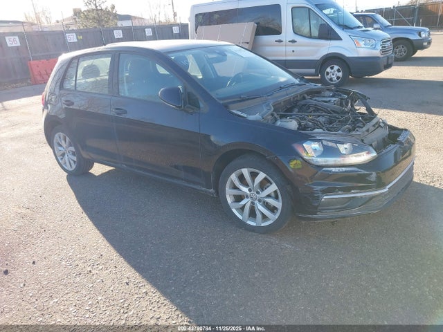 Salvage Volkswagen Golf Image