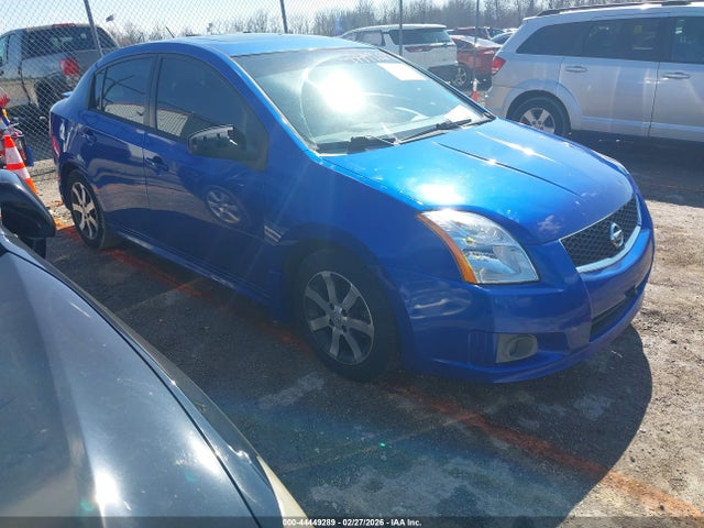 Salvage Nissan Sentra Image