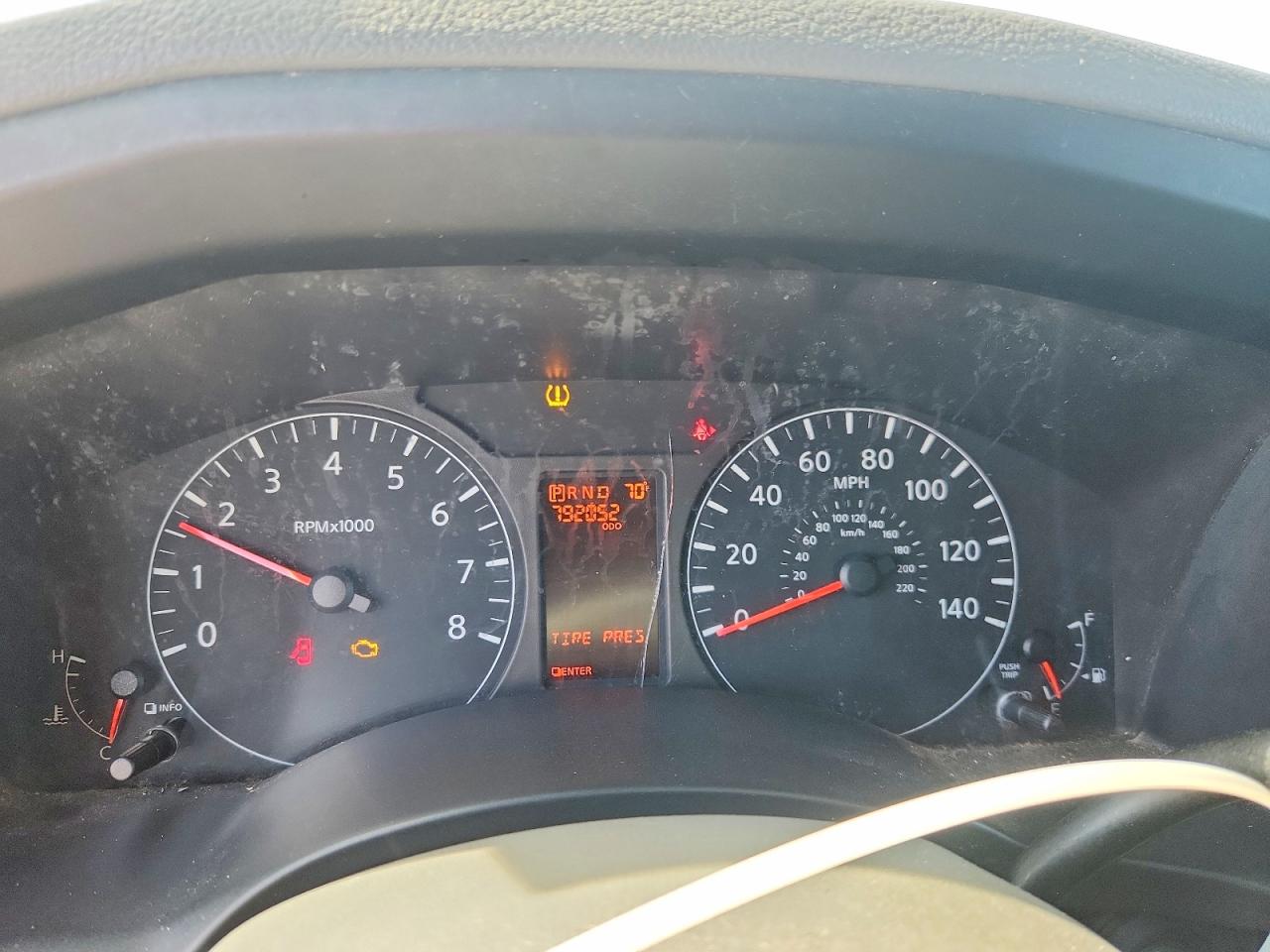 Nissan Nv