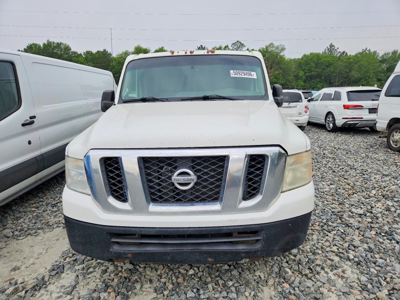 Nissan Nv