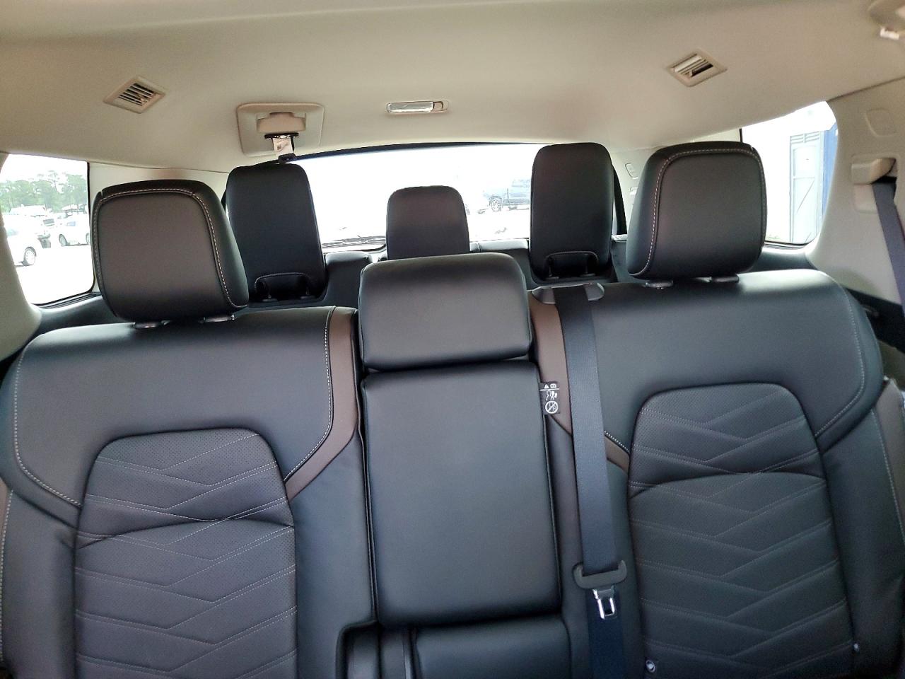 Nissan Pathfinder Platinum
