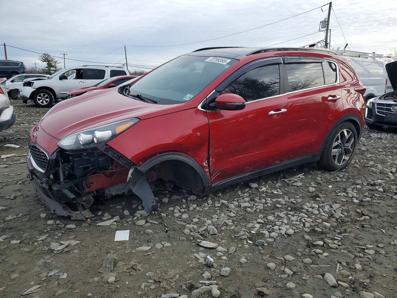 Salvage Kia Sportage Image