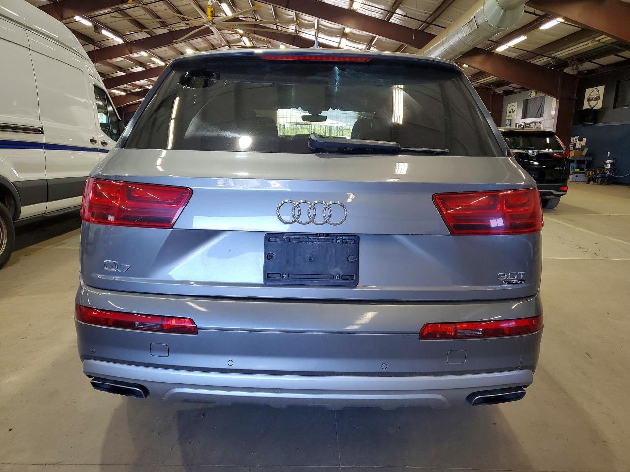 Audi Q7 Premium Plus
