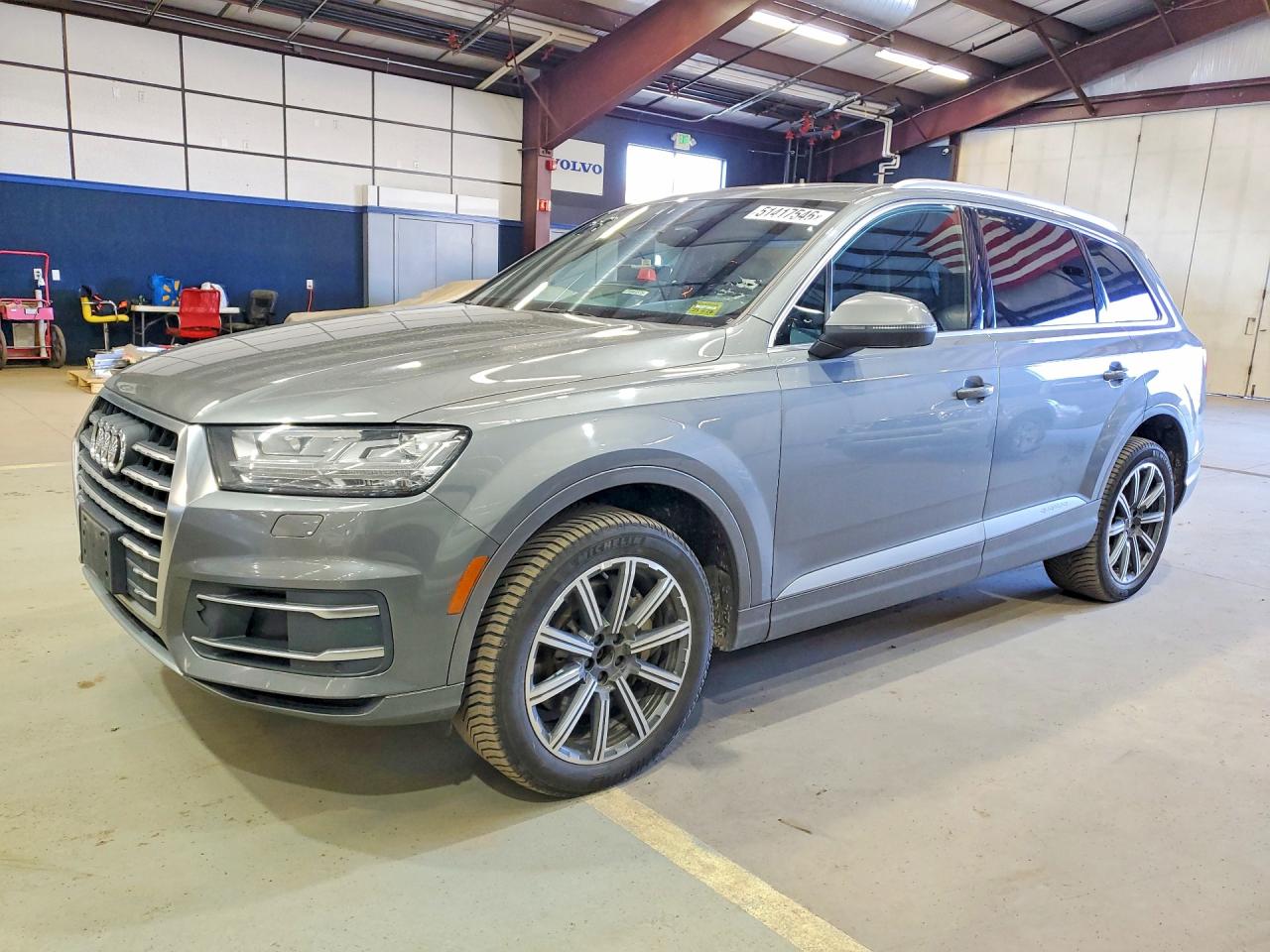 Salvage Audi Q7 Image