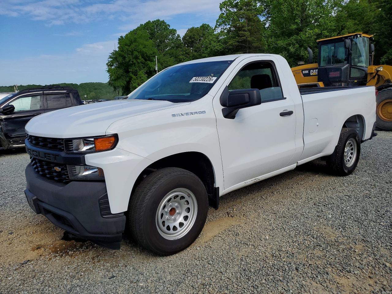 Salvage Chevrolet Silverado Image