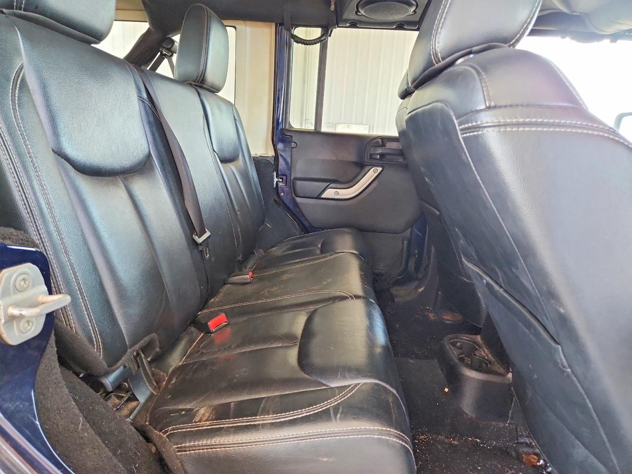 Jeep Wrangler Sahara