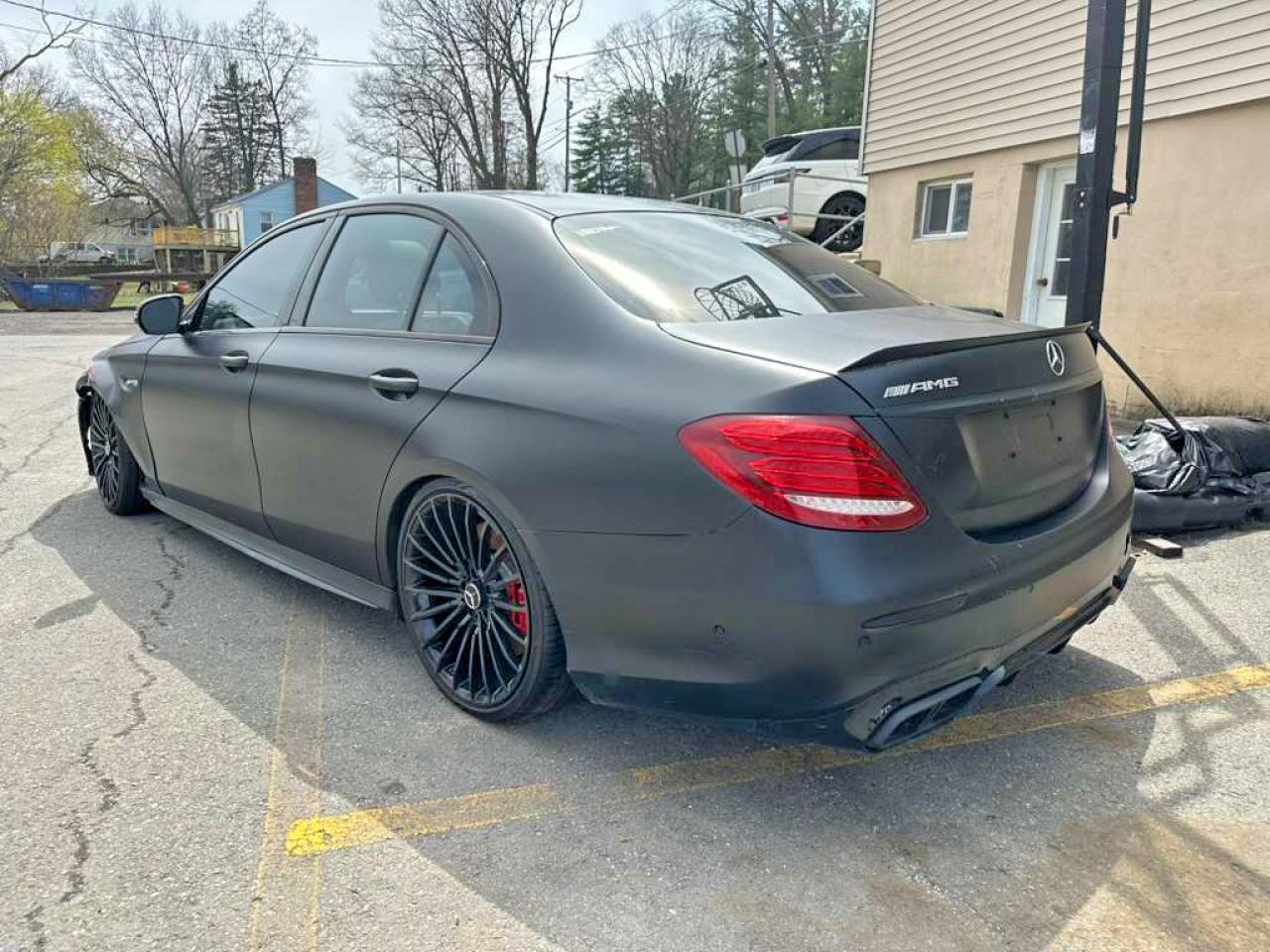 Mercedes-Benz E-Class 63 Amg-s 4matic
