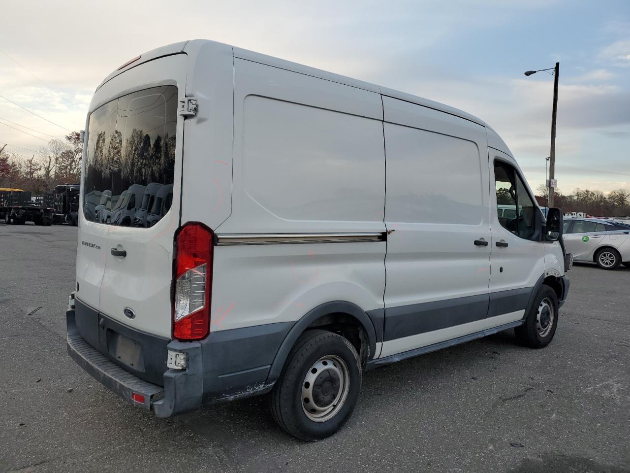 Ford Transit T-250