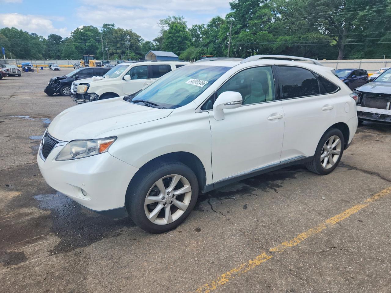 Salvage Lexus RX Image