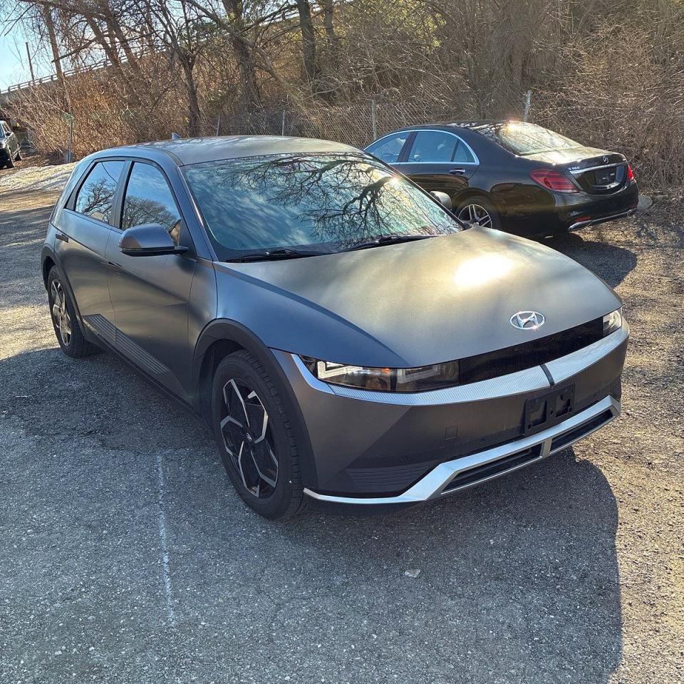 Salvage Hyundai Ioniq Image